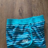 nike - страхотни дамски шорти , снимка 5 - Спортни екипи - 37472966