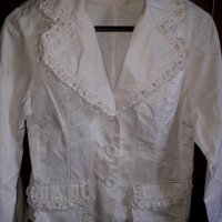 Лятно бяло сако без подплата с външни джобове и дантели, снимка 2 - Сака - 28970107