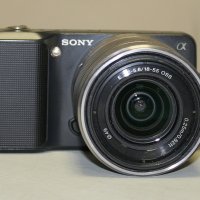 Фотоапарат Sony Nex-3 с обектив Sony 18-55 OSS, снимка 1 - Фотоапарати - 36849354