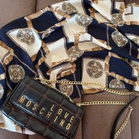 Уникален шал Versace, снимка 2 - Други - 42472680