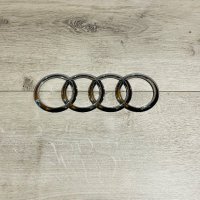 Оригинални емблеми за предна решетка и заден капак за Audi, снимка 6 - Аксесоари и консумативи - 39702016