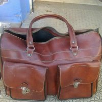Стара българска кожена чанта сак с ципове, снимка 1 - Чанти - 43593526
