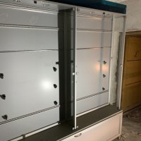 Стъклени витрини и шкафове за магазин с алуминиева конструкция, снимка 4 - Стелажи и щандове - 44051737