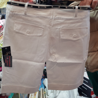 Продавм дамски бежови и бели 3/4 панталони. , снимка 2 - Панталони - 44899376