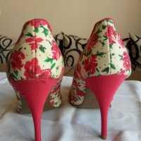 Дамски обувки на цветя с ток New Look, снимка 6 - Дамски обувки на ток - 11694904
