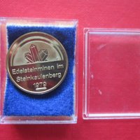 Уникална позлатена бижутерска монета плакет , снимка 2 - Колекции - 32808933