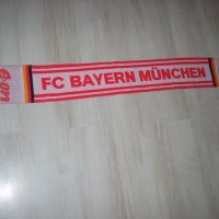 Оригинален плетен футболен фен шал на Байерн Мюнхен Bayern München от сезон 2007/08 с голям размер, снимка 4 - Фен артикули - 35135337