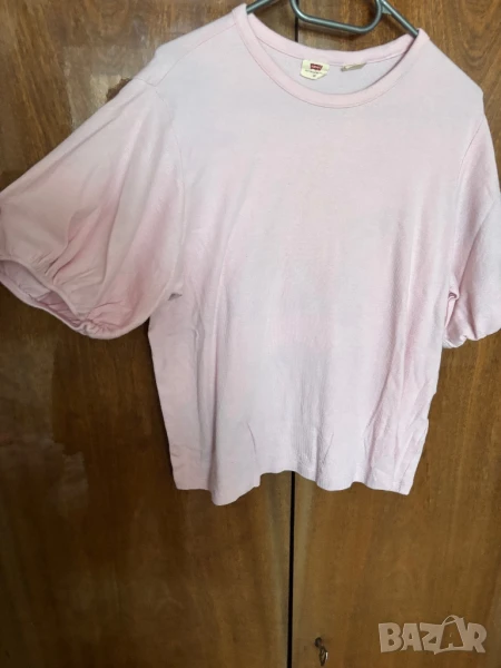 Дамска тениска levi's , снимка 1