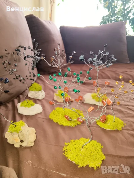 Продавам дръвчета от минерални  камъни и кристали, снимка 1