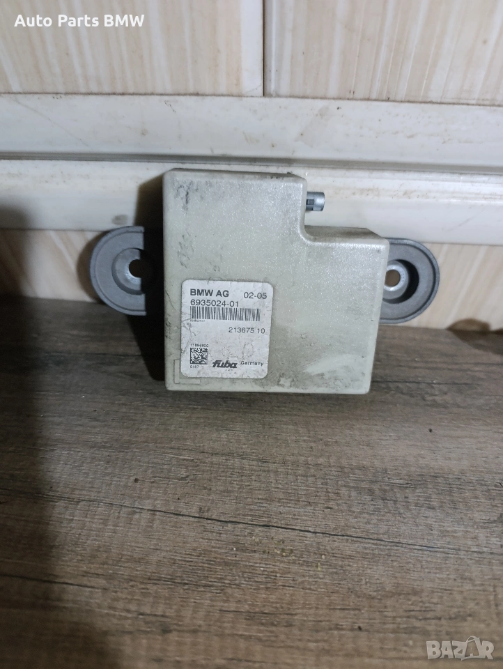 Усилвател Антена BMW E60 E90 Антенен усилвател БМВ Е60 Е90, снимка 1