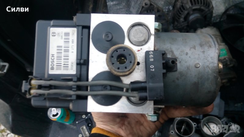 Помпа АБС модул за Ауди А4 94-01 от Audi A4 (8D) ABS блок Bosch 0 265 216 411, снимка 1