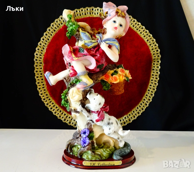 Порцеланова статуетка момиче,куче,VH Collection. , снимка 1