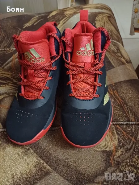 Обувки за баскетбол Adidas , снимка 1