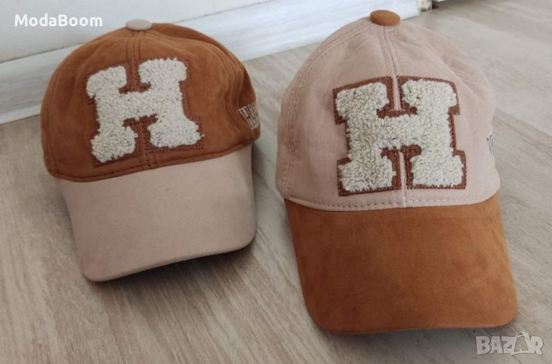 Дамски шапки Harvard , снимка 1