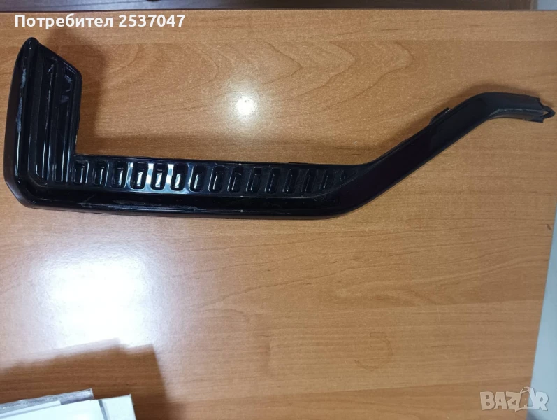 Дифузьорна лайсна за броня задна лява за Volvo XC60 II 2021+, снимка 1