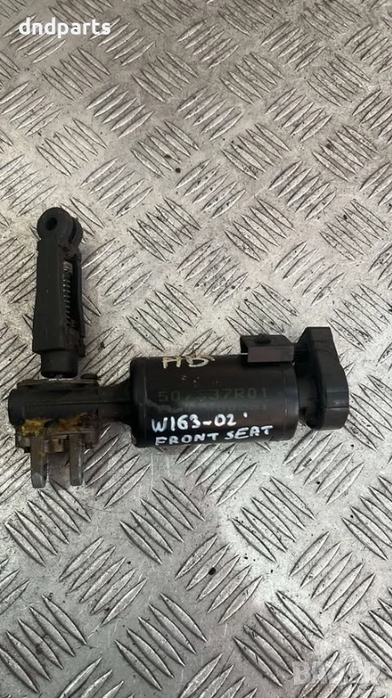 Моторче предна седалка Mercedes ML W163 2002г.	, снимка 1