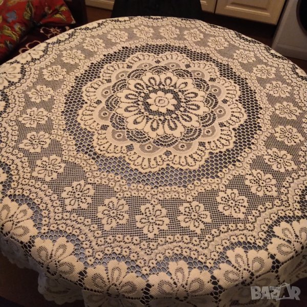 Немска ръчно изработена покривка за маса , снимка 1