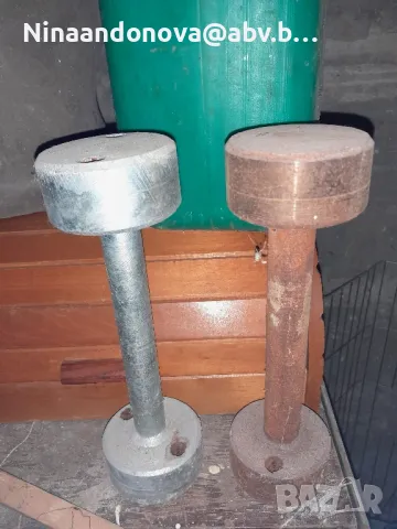 гири, по 4 кг