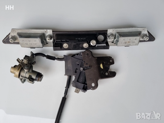 Audi A4, B6 и B7 плафон и брава задна врата, снимка 3 - Части - 52819177