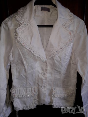 Лятно бяло сако без подплата с външни джобове и дантели, снимка 2 - Сака - 28970107