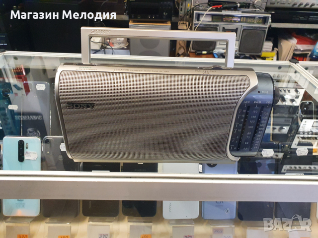 Радио Sony ICF-704S  В отлично техническо и визуално състояние., снимка 8 - Радиокасетофони, транзистори - 44854299