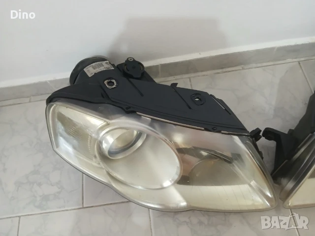 Десен фар за Пасат В6 Passat B6 , снимка 2 - Части - 51341877