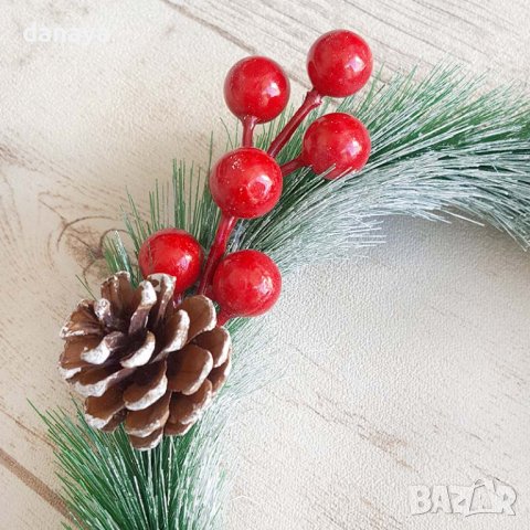 3226 Коледен венец с декорация шишарки и плодове, 20см, снимка 3 - Декорация за дома - 38510349