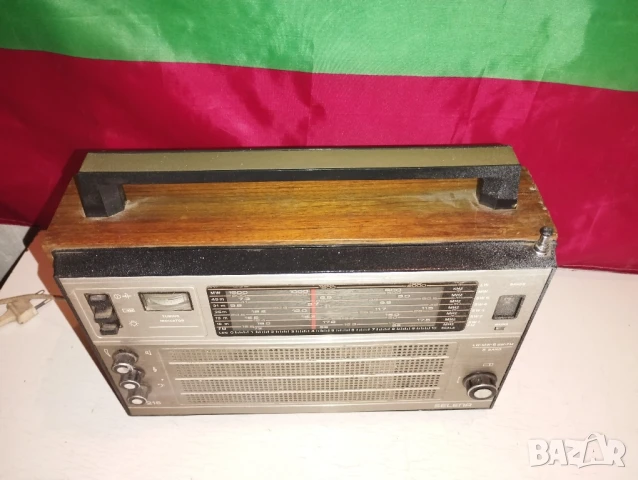 Радио Селена В216, снимка 2 - Радиокасетофони, транзистори - 50659020
