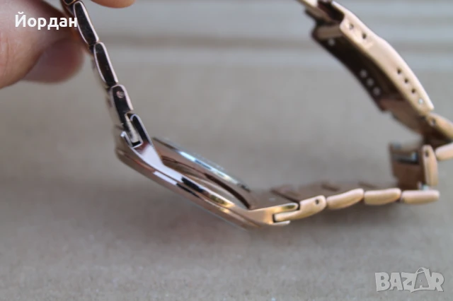 Дамски часовник ''Kenzo'' , снимка 9 - Дамски - 51357164