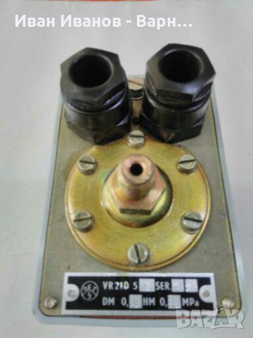 Чешки Пресостат VR21D Чехия ;с  обхват:0.63 - 0.95МPa/bara/трифазен 3х6А/380в, снимка 2 - Резервни части за машини - 32386729