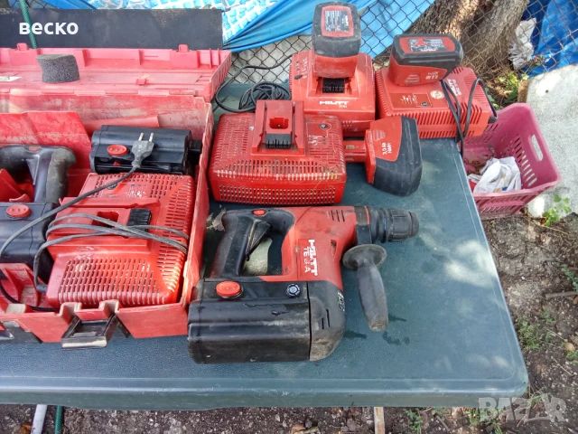 2 перфоратора Hilti комплект с батерий, снимка 11 - Перфоратори - 51073624