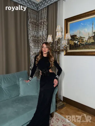 Черна дамска рокля 