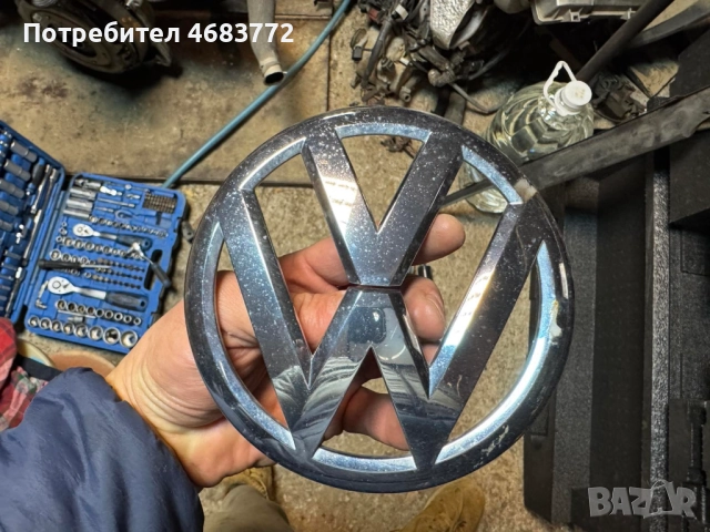 Предна емблема на Фолксваген Тигуан Vw Tiguan само за 50лв. 561853600