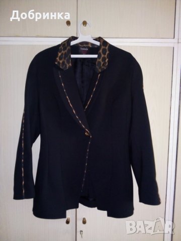 Елегантно сако  с тигров мотив размер М, снимка 2 - Сака - 28954536