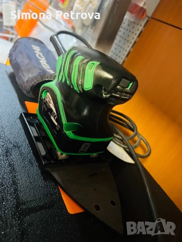 Вибрационна шлайфмашина Hitachi SV12SH — 200W, снимка 2 - Други инструменти - 52376770