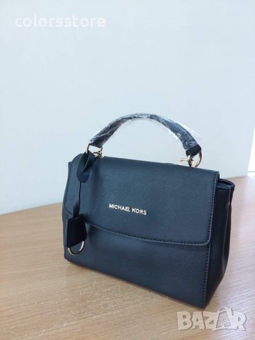 Черна чанта Michael Kors  код SG92, снимка 2 - Чанти - 38140259