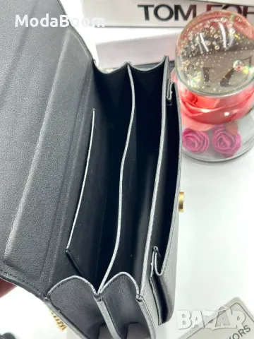 Michael Kors черна дамска чанта , снимка 2 - Чанти - 48565841