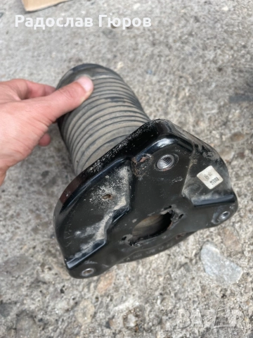 Оригинални предни амортисьори за Mercedes C class W204/W207 -4 matic, снимка 2 - Части - 52002174