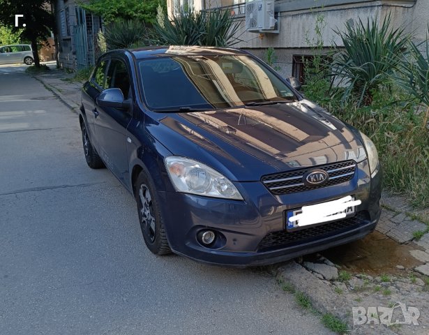 Киа Сиид, снимка 7 - Автомобили и джипове - 43356365