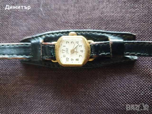 Съветски дамски часовник Заря, снимка 3 - Мъжки - 52008941