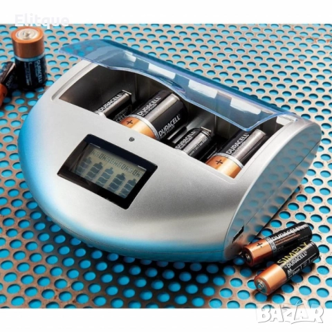 Универсално зарядно устройство за батерии с LCD дисплей и USB порт CHARGE KING