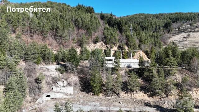 Промишлена територия с промишлени сгради – 88 465 кв.м., снимка 3 - Други - 50960231