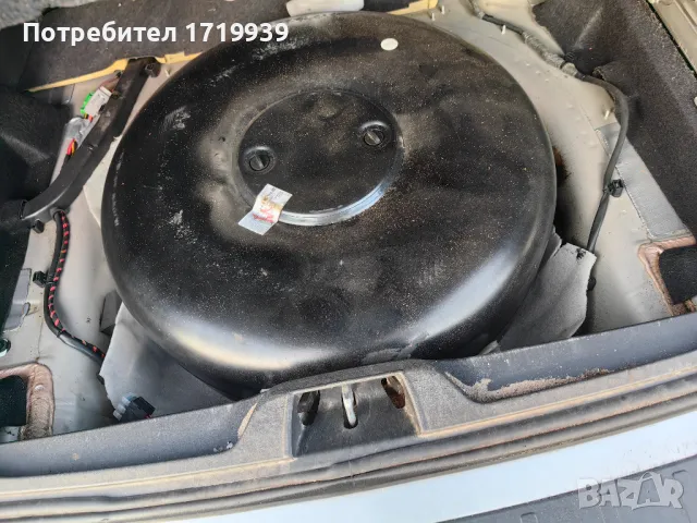 Volvo V70 2.5T Газ/Бензин, снимка 15 - Автомобили и джипове - 48136227