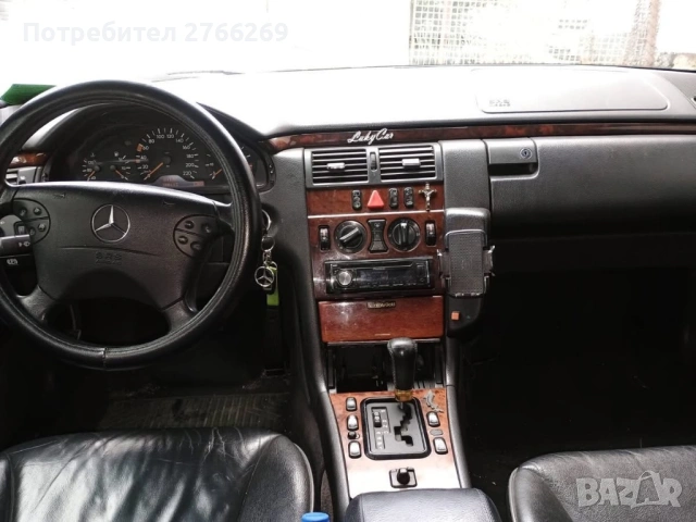 Mercedes E class, снимка 4 - Автомобили и джипове - 53242325