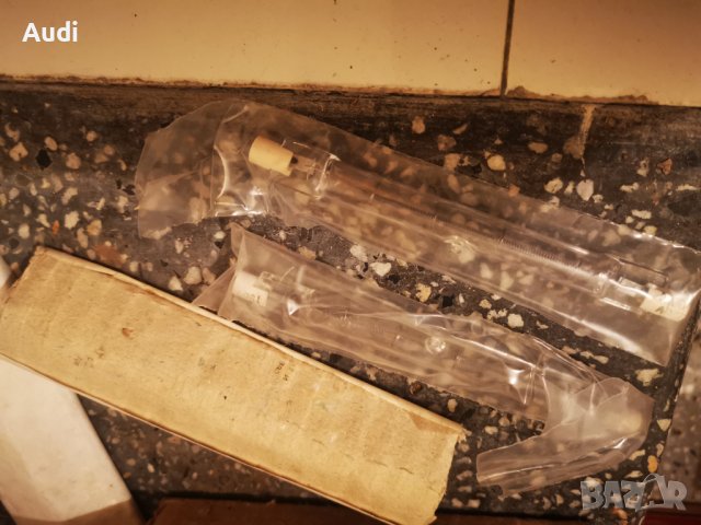 Ретро крушки СВЕТЛИНА чисто нови/ налични 12 броя