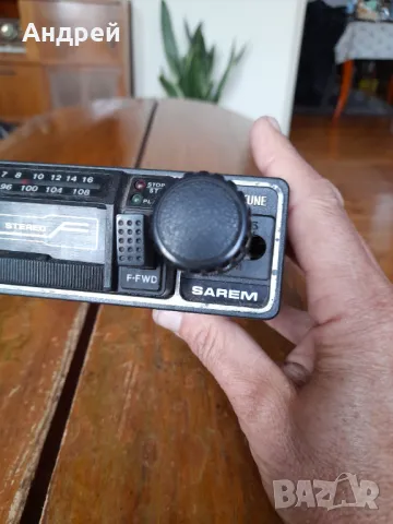 Стар автомобилен радиокасетофон Sarem, снимка 2 - Антикварни и старинни предмети - 47824723