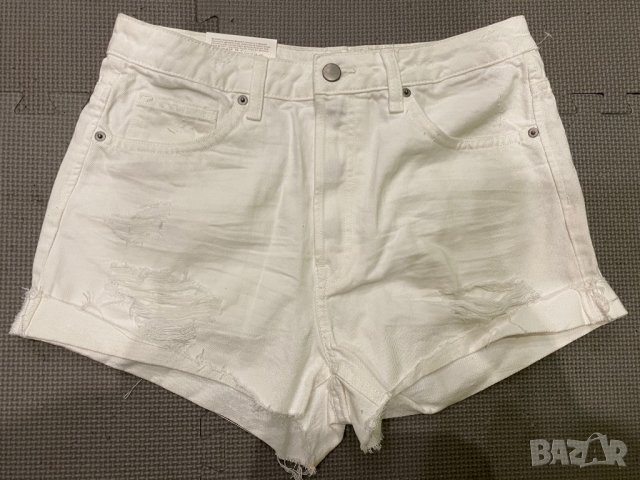 Н&М нови накъсани дънки М размер, снимка 1 - Къси панталони и бермуди - 28769093