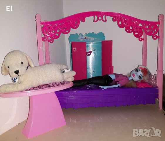 9 броя Оригинални мебели обзавеждане за кукли барби монстър хай евър афтър хай , снимка 2 - Кукли - 27604225