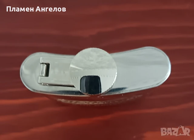 Фласка-джобна бутилка BUSHMILLS, снимка 4 - Антикварни и старинни предмети - 51251587