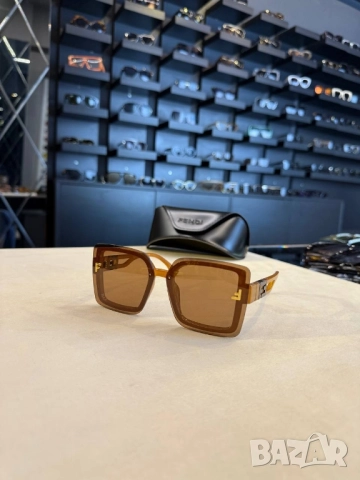 очила с черен обикновен калъф и Ув защита fendi, снимка 13 - Слънчеви и диоптрични очила - 52150599